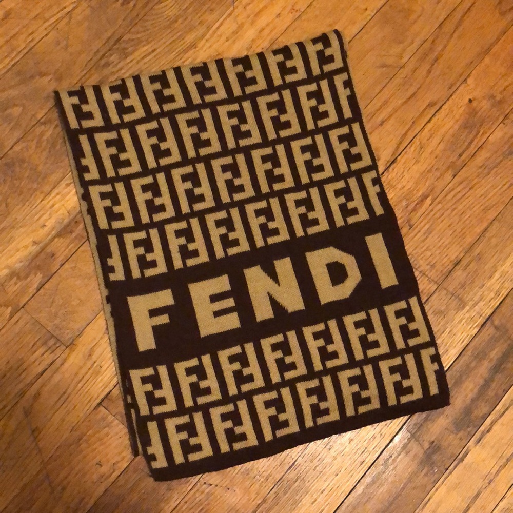 Fendi Women Scarf